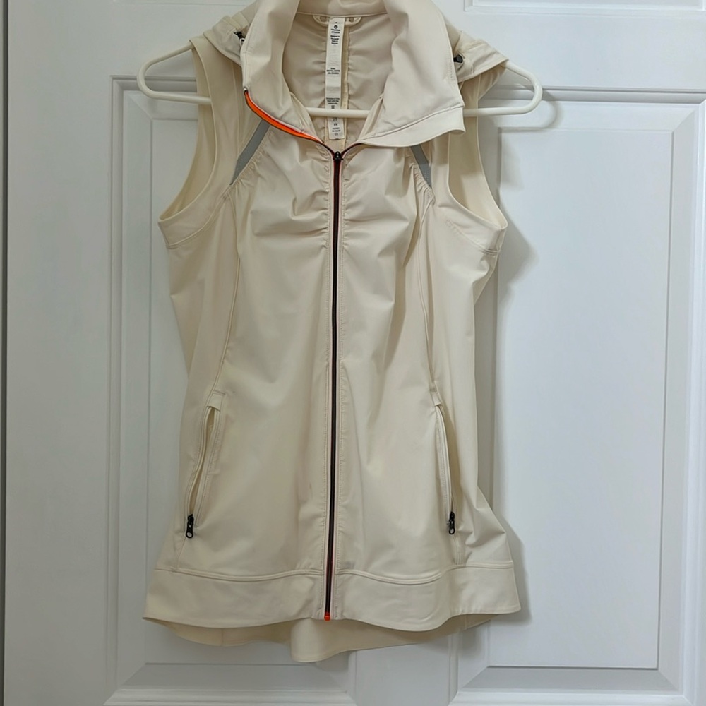 Lululemon vest size 4